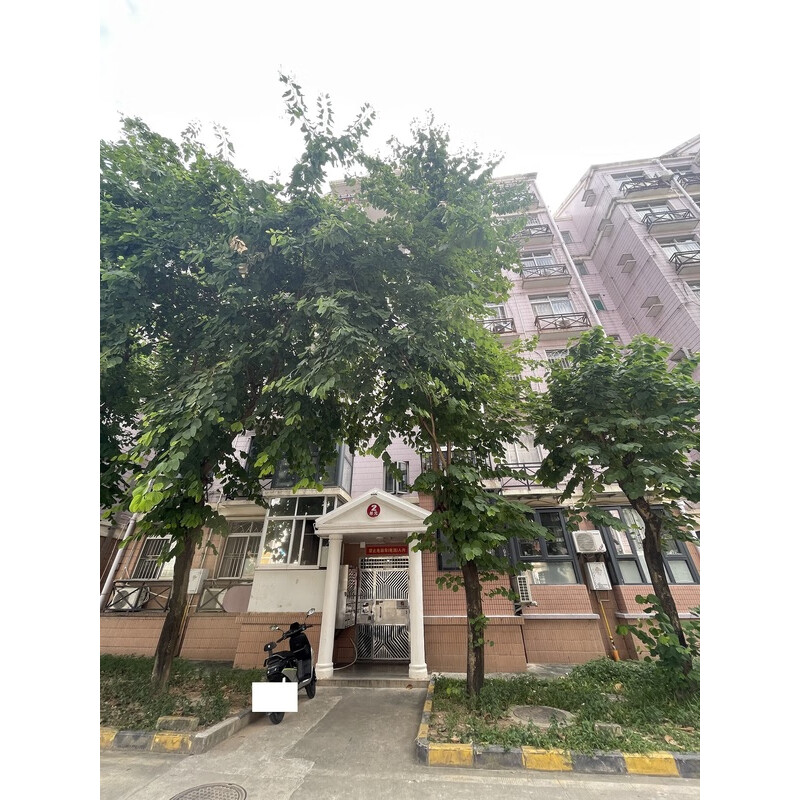 龙岗区布吉镇凤尾坑百合山庄15栋（百馨苑）705房产